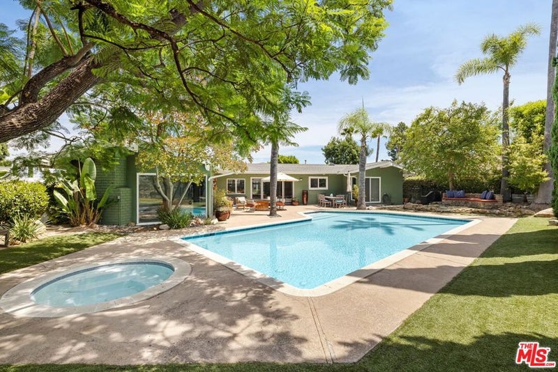 3617 Cody Road