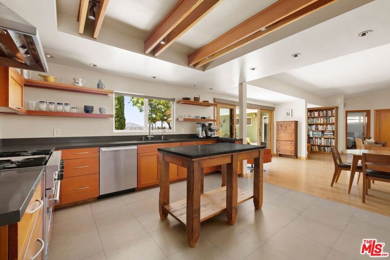 3617 Cody Road