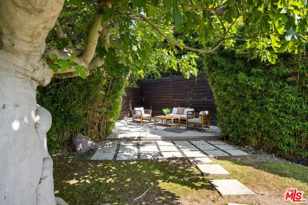 Los Angeles, California 90064, United States, 3 Bedrooms Bedrooms, ,2 BathroomsBathrooms,Residential,Active,146435