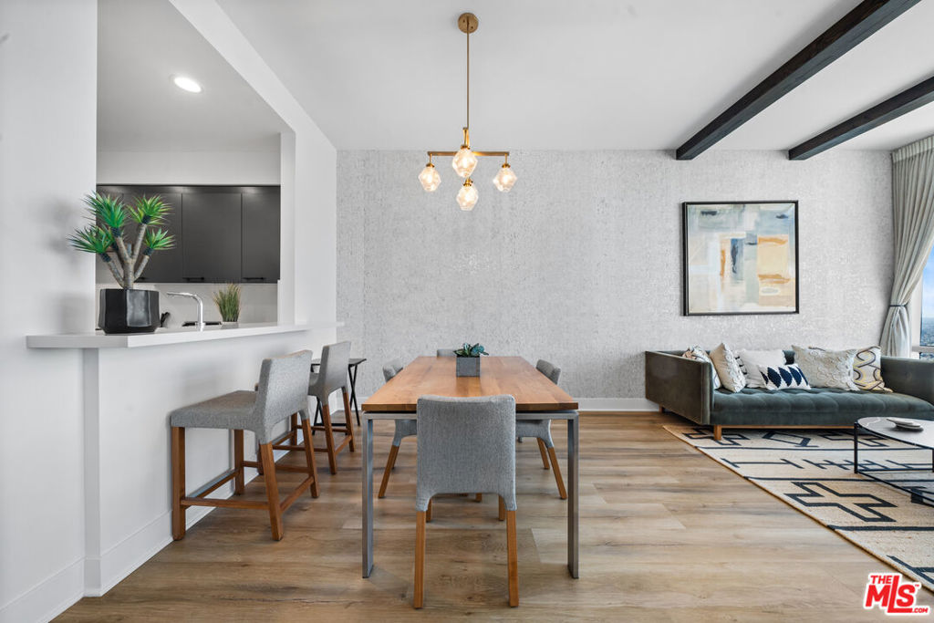 900 W Olympic Boulevard 32F