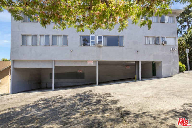 1350 Edgecliffe Drive