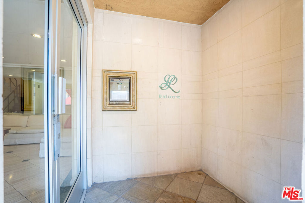 818 S Lucerne Boulevard 205