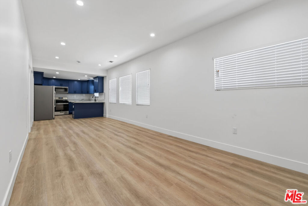 678 E 45th Street