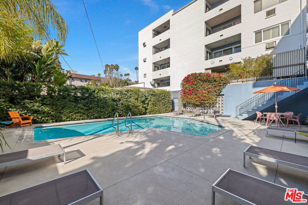 7560 HOLLYWOOD Boulevard 109