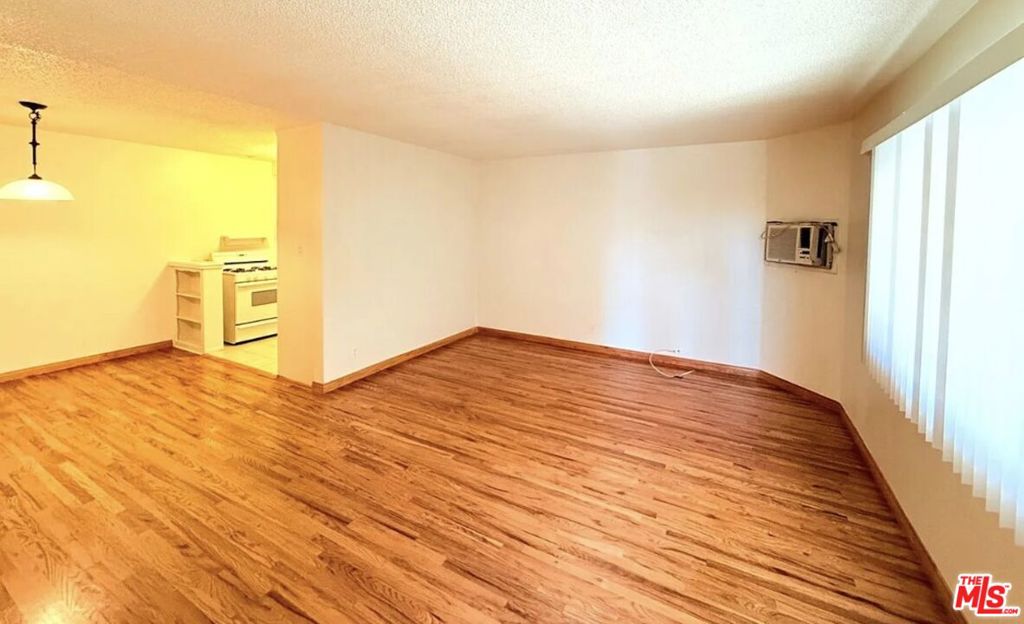 12325 Riverside Drive