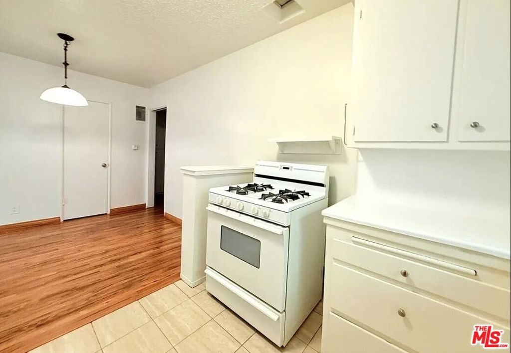 12325 Riverside Drive