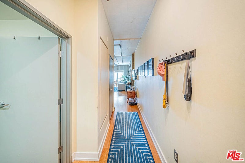 645 W 9th Street 628