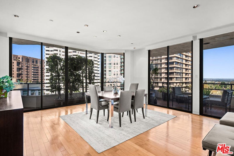10601 Wilshire Boulevard 702