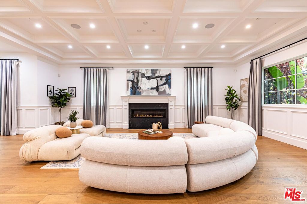Properties 2 5162 Otis Avenue