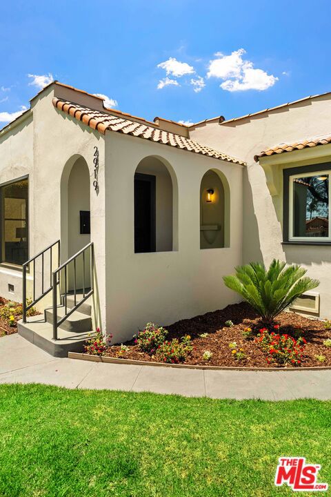 2919 Somerset Drive