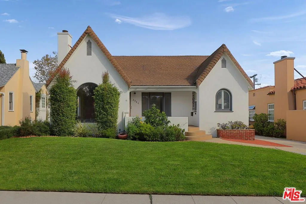 Los Angeles, California 90064, United States, 3 Bedrooms Bedrooms, ,2 BathroomsBathrooms,Residential,Active,248000