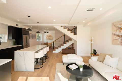 6048 Burwood Avenue Los Angeles CA 90042