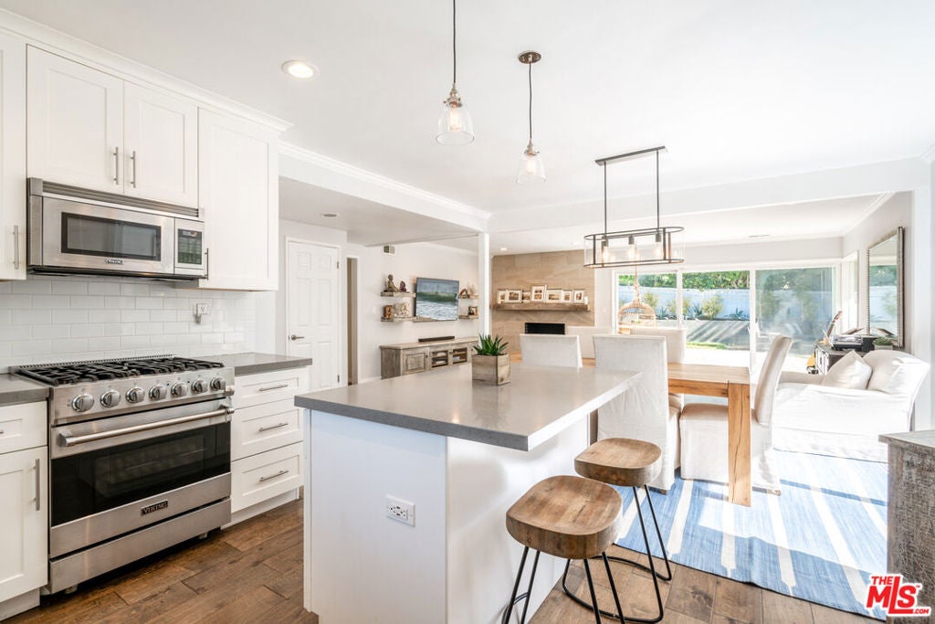 6424 Sea Star Drive