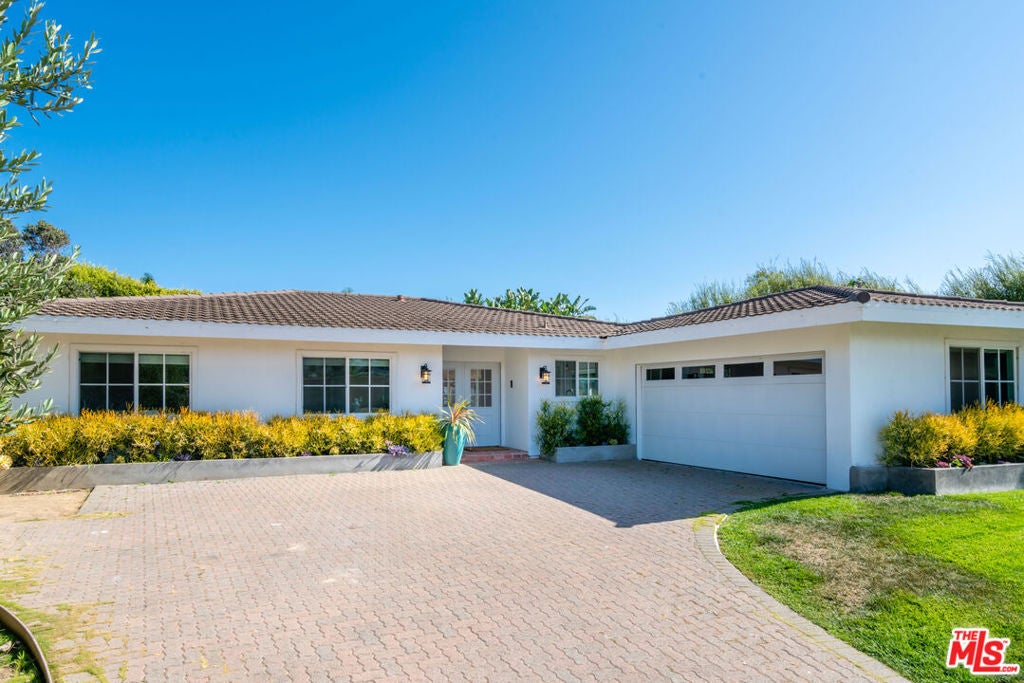 6424 Sea Star Drive