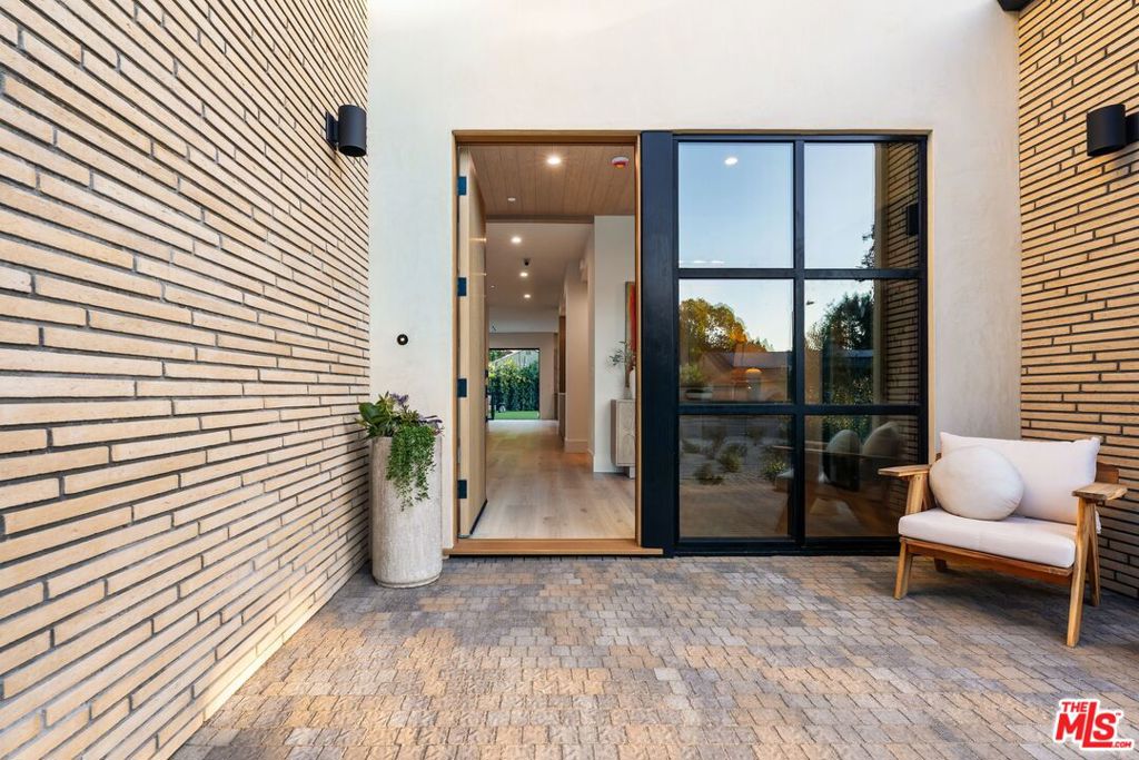 Properties 3 11500 Kingsland Street