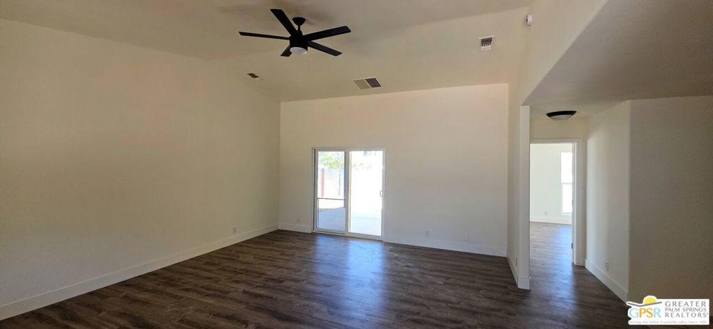 61646 Palm Vista Drive