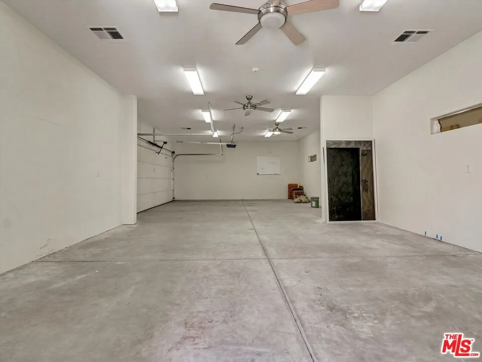 La Quinta, California 92253, United States, 3 Bedrooms Bedrooms, ,3 BathroomsBathrooms,Residential,Active,214819