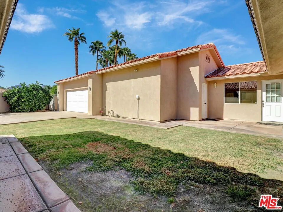 La Quinta, California 92253, United States, 3 Bedrooms Bedrooms, ,3 BathroomsBathrooms,Residential,Active,214819