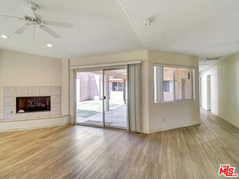 La Quinta, California 92253, United States, 3 Bedrooms Bedrooms, ,3 BathroomsBathrooms,Residential,Active,214819