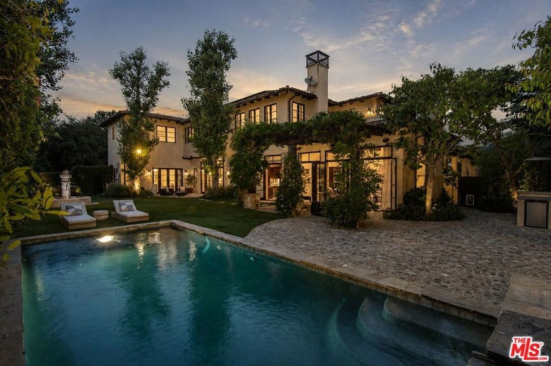 1221 Minorca Drive