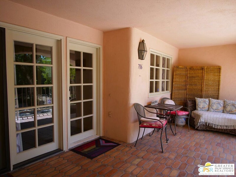 500 E Amado Road 706