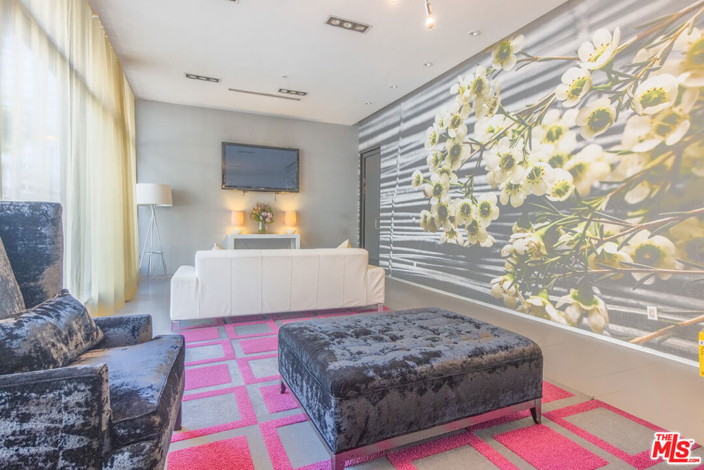 1234 Wilshire Boulevard 520