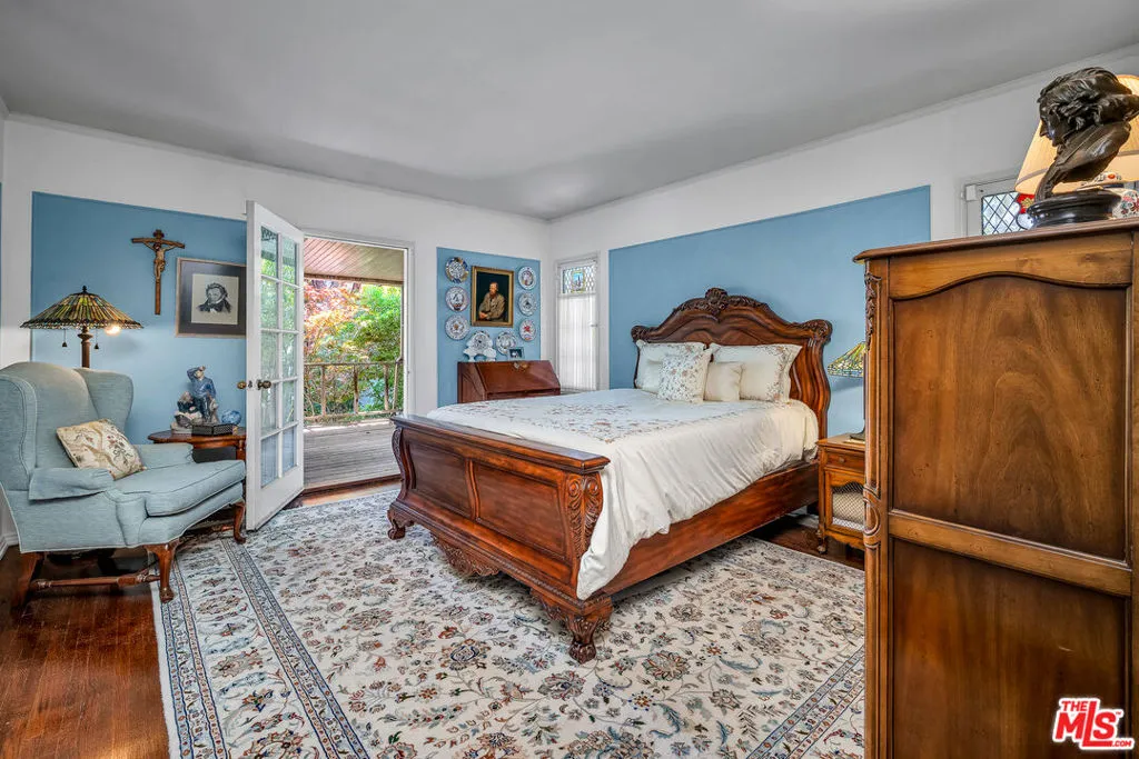 Los Angeles, California 90064, United States, 2 Bedrooms Bedrooms, ,2 BathroomsBathrooms,Residential,Active,151369