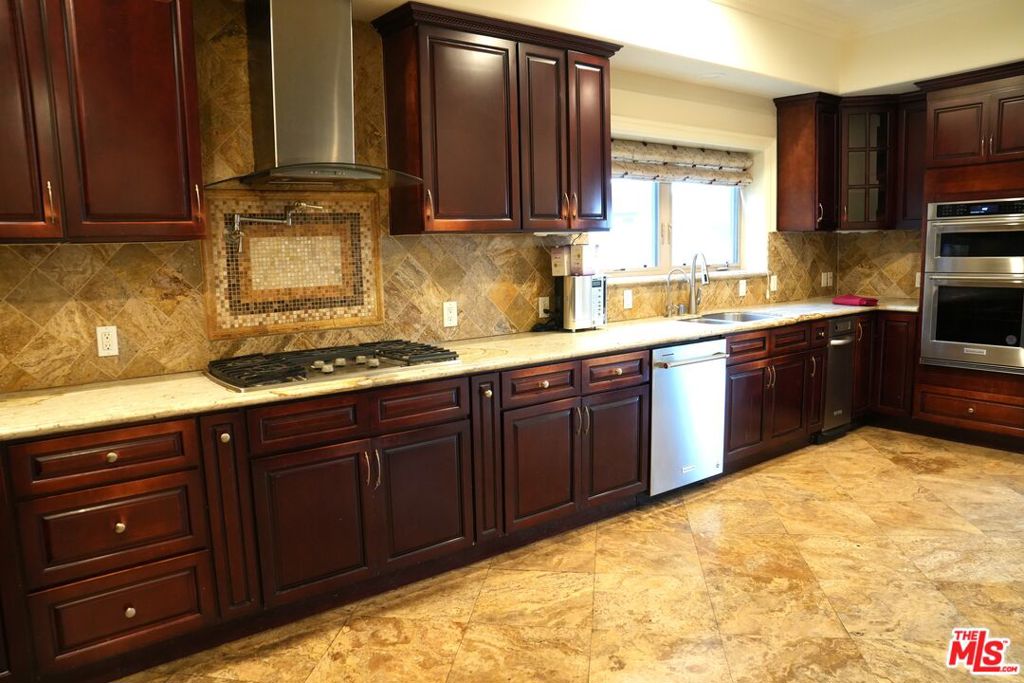 4212 Don Alanis Place