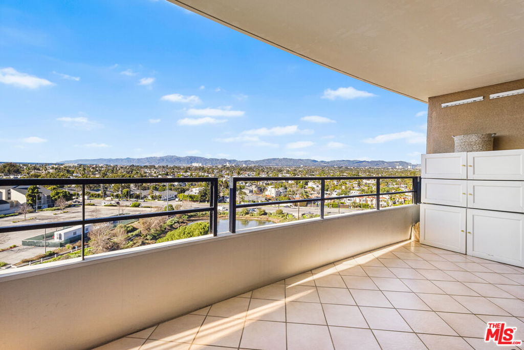 4265 Marina City Drive 601