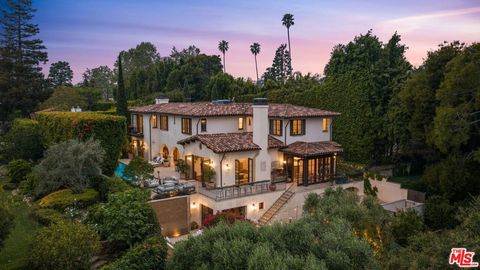 182 N Carmelina Avenue Los Angeles CA 90049