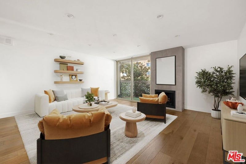 2019 S Bentley Avenue 10