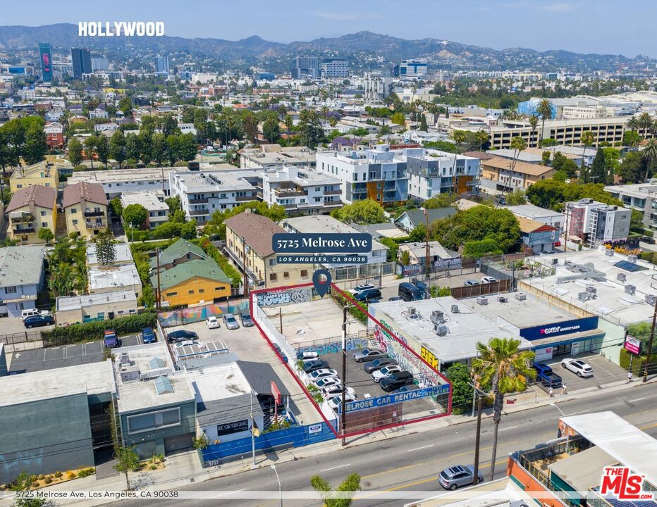 5725 Melrose Avenue
