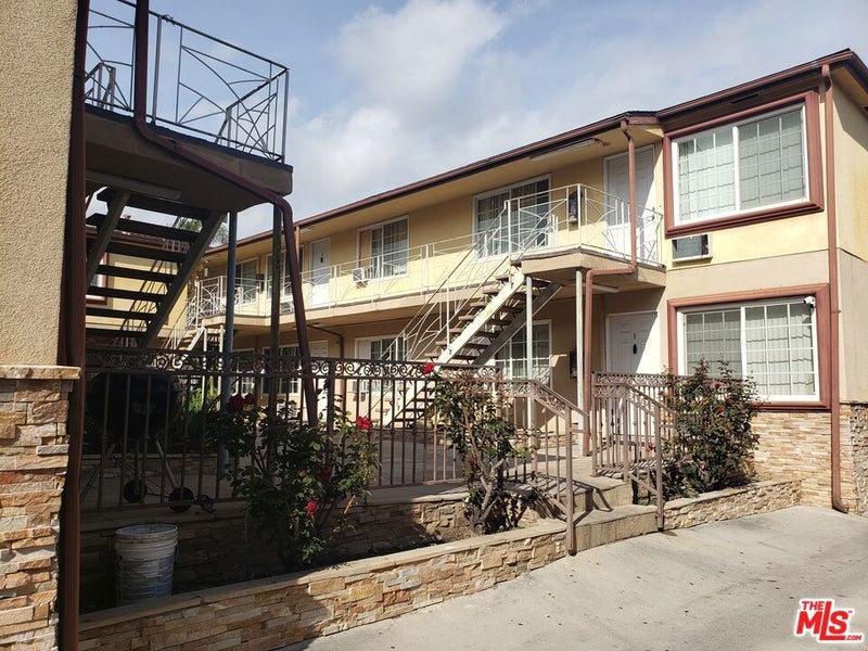 6649 Sepulveda Boulevard