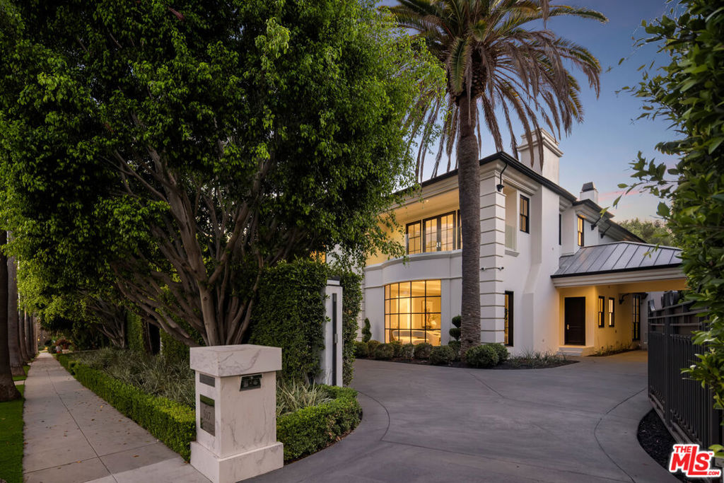 917 N Crescent Drive