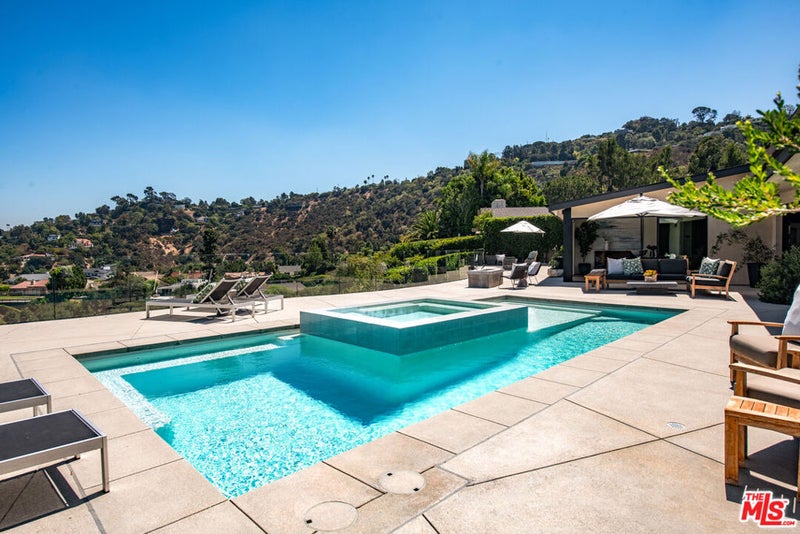 3526 Wrightwood Court
