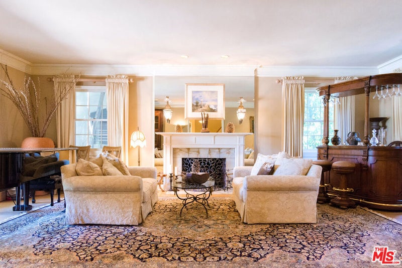 1717 CHEVY CHASE Drive