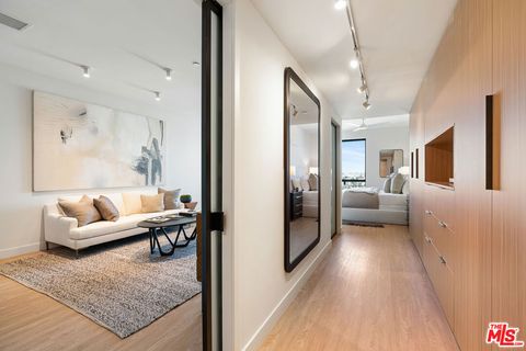 Photo of 3688 Overland Avenue #510, Los Angeles, CA 90034 (MLS # 26852227)