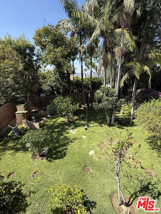 1733 Maltman Avenue