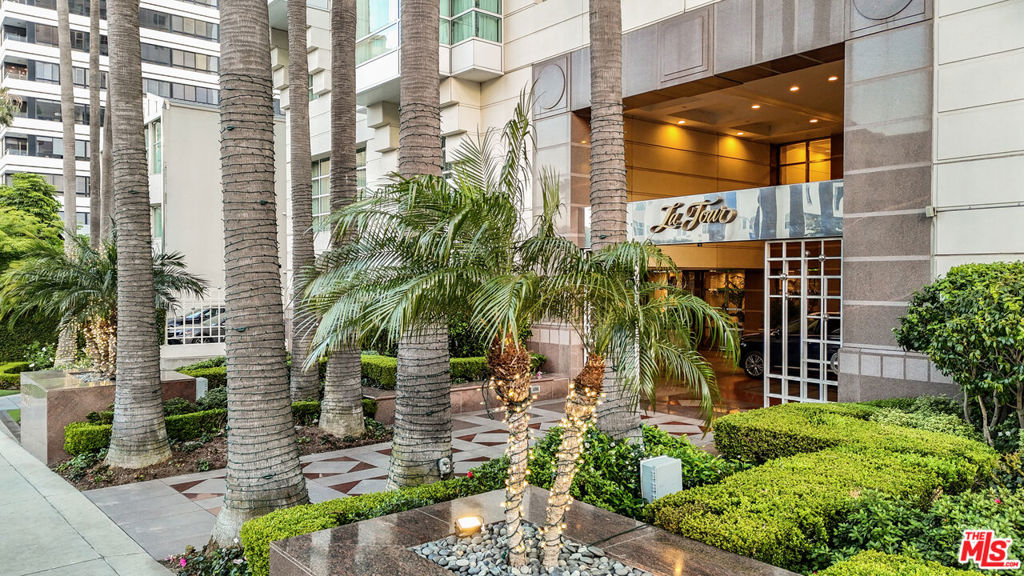 10380 Wilshire Boulevard 1501
