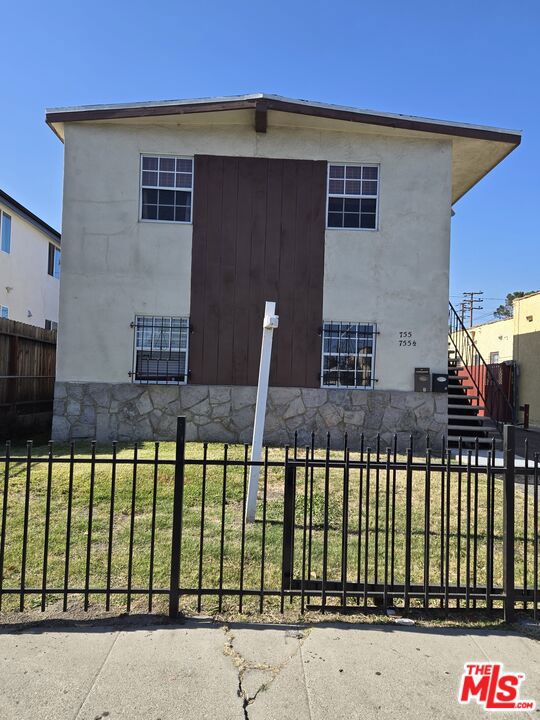 755 E 85th Street