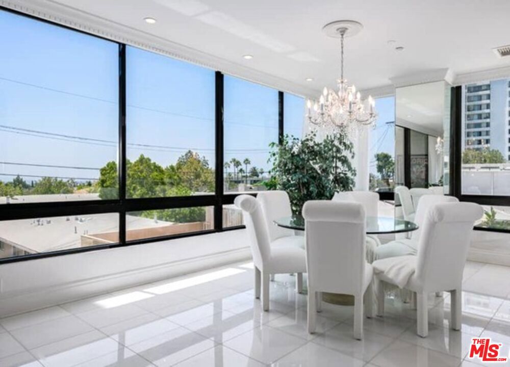 10350 Wilshire Boulevard 404