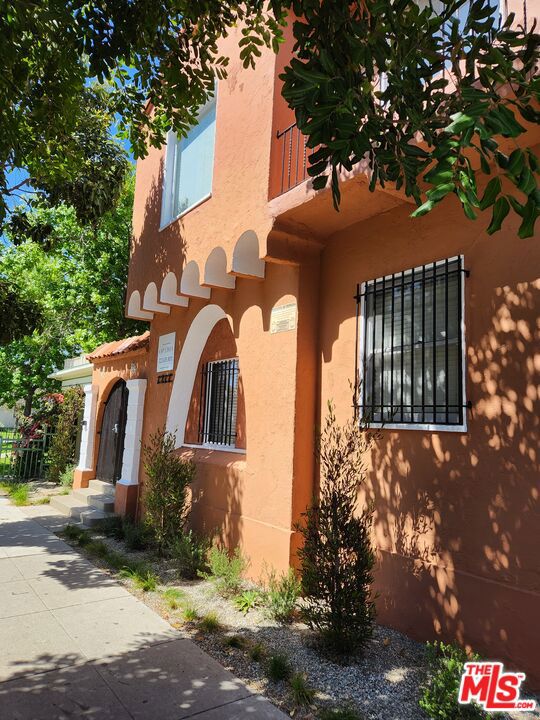 1217 Cedar Avenue