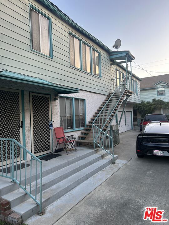 3957 Huron Avenue