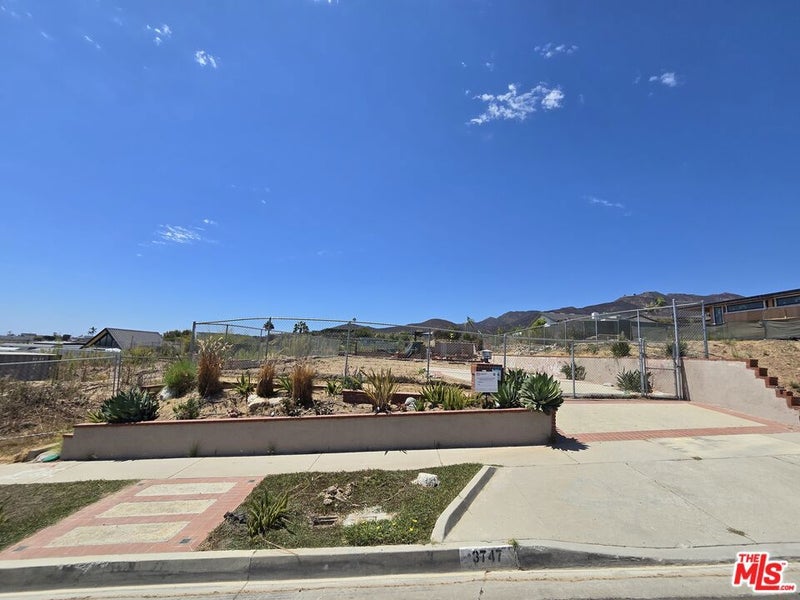 3747 Seahorn Drive
