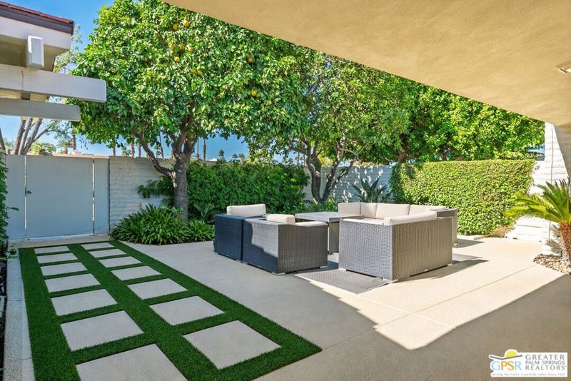 44848 Guadalupe Drive