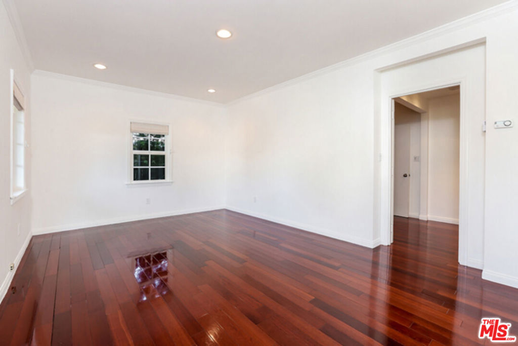 252 Hampton Drive