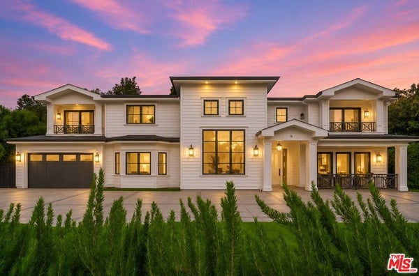 126 N CANYON VIEW DR, LOS ANGELES, CA 90049 - Image dba050a7fce3c9fb8d6ecf359b4c8bf5/2618975684