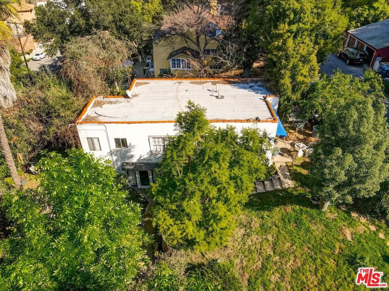 3754 Fredonia Drive