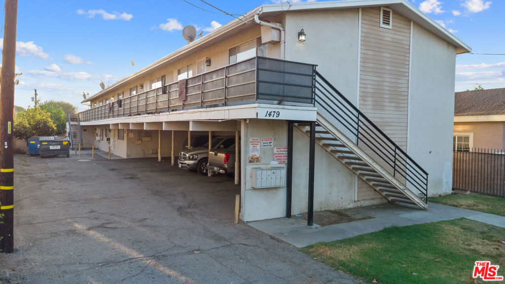 1479 N Lugo Avenue