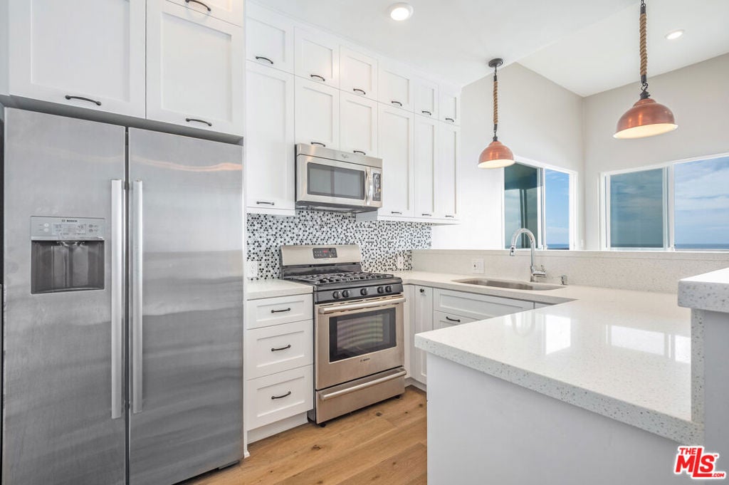 25328 Malibu Road A